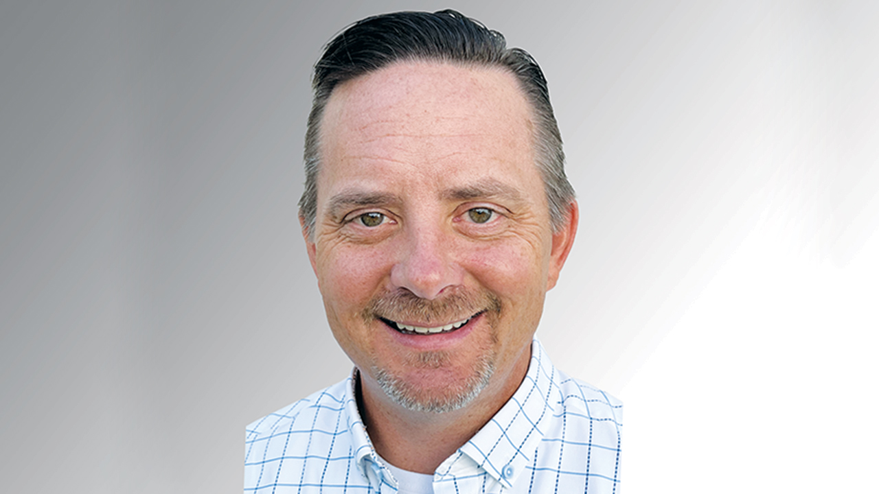 Jason Ferris is the director of product management for CertainTeed’s siding business, specifically managing the RISE siding, Restoration Millwork trim, and Vycor housewrap categories. Ferris has 23 years of industry experience, including on the contractor side, and 14 years of service with CertainTeed in various roles in sales, sales leadership, and product management.
