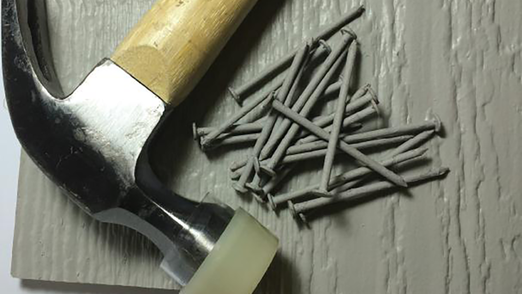 Hammer and nails 1280x720 Maze nails