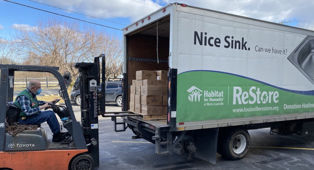 Louisville hardware store donates 10K in paint to Habitat for Humanity